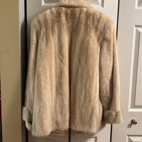 Vintage Robinson’s of California Mink Coat - Picture 2 of 7